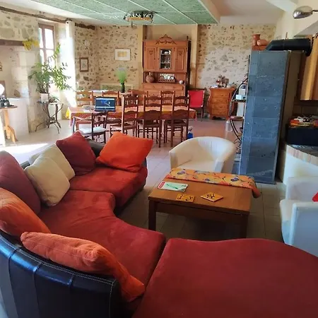 Bed & Breakfast La Tribu De Lavaud *